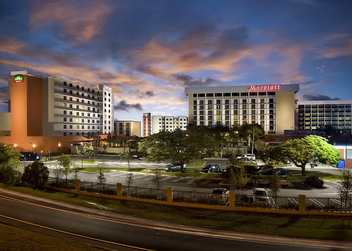 Courtyard By Marriott Miami Airport Hotel